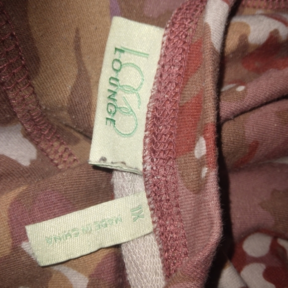 Logo Lori Goldstein lounge top#free cami - Picture 2 of 3